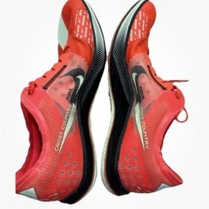 Nike ZoomX Dragonfly XC spikes (men’s size 7/ women’s size 8.5) ONLY WORN TWICE